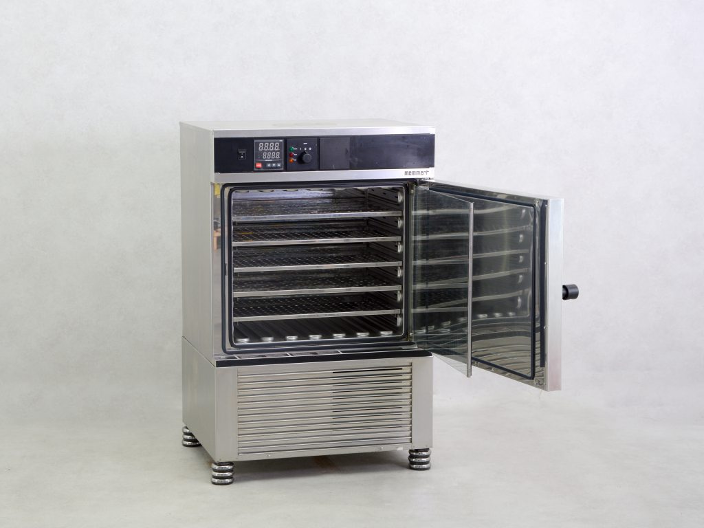 Memmert Ice Refrigerated Incubator Gemini Bv