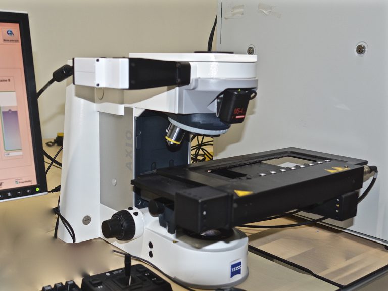 Zeiss Axio imager microscope - Gemini BV