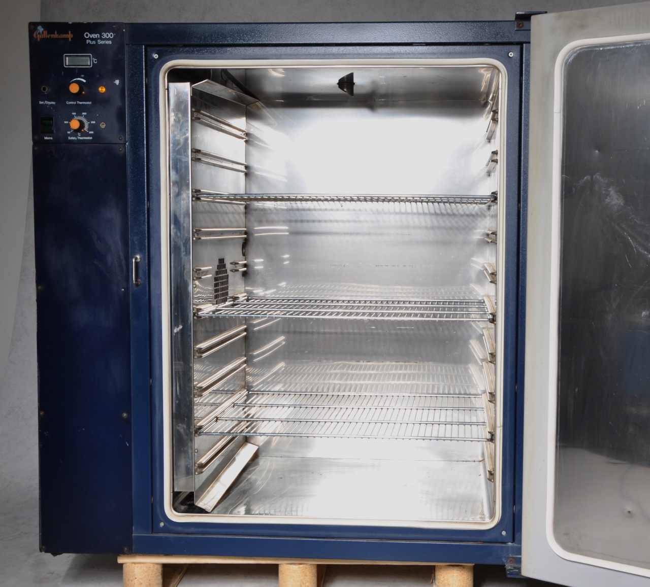 Gallenkamp oven 300 plus series - Gemini BV