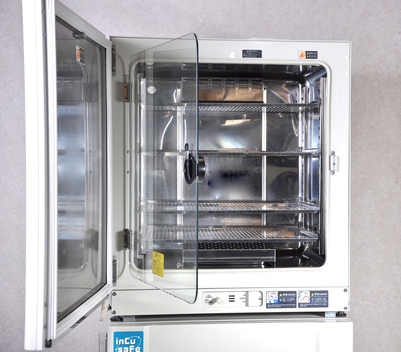 Sanyo MCO-20AIC CO2 incubator - Gemini BV