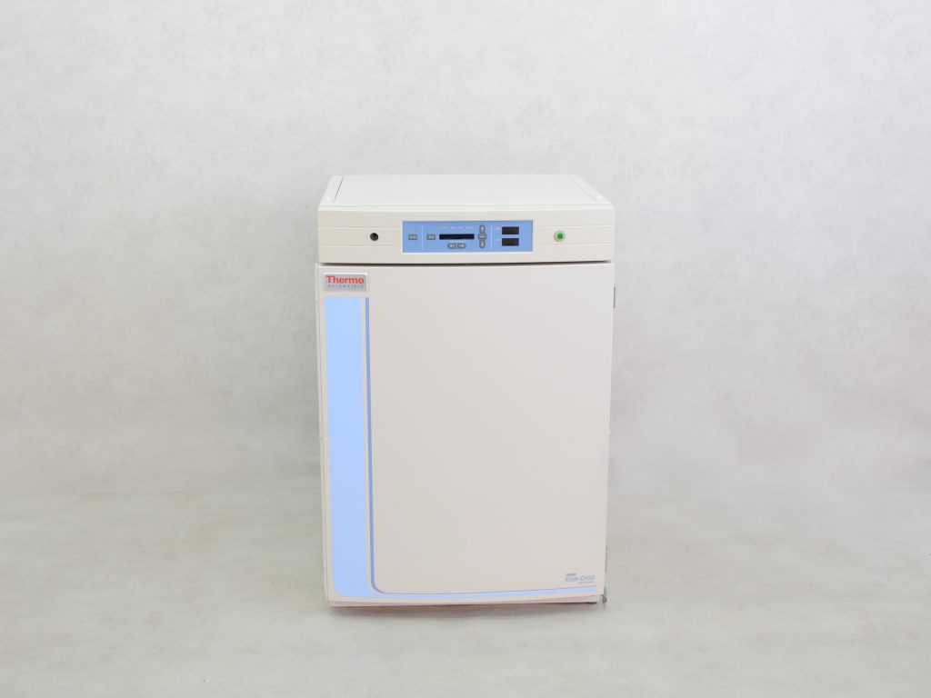 Thermo Scientific 381 CO2 incubator - Gemini BV