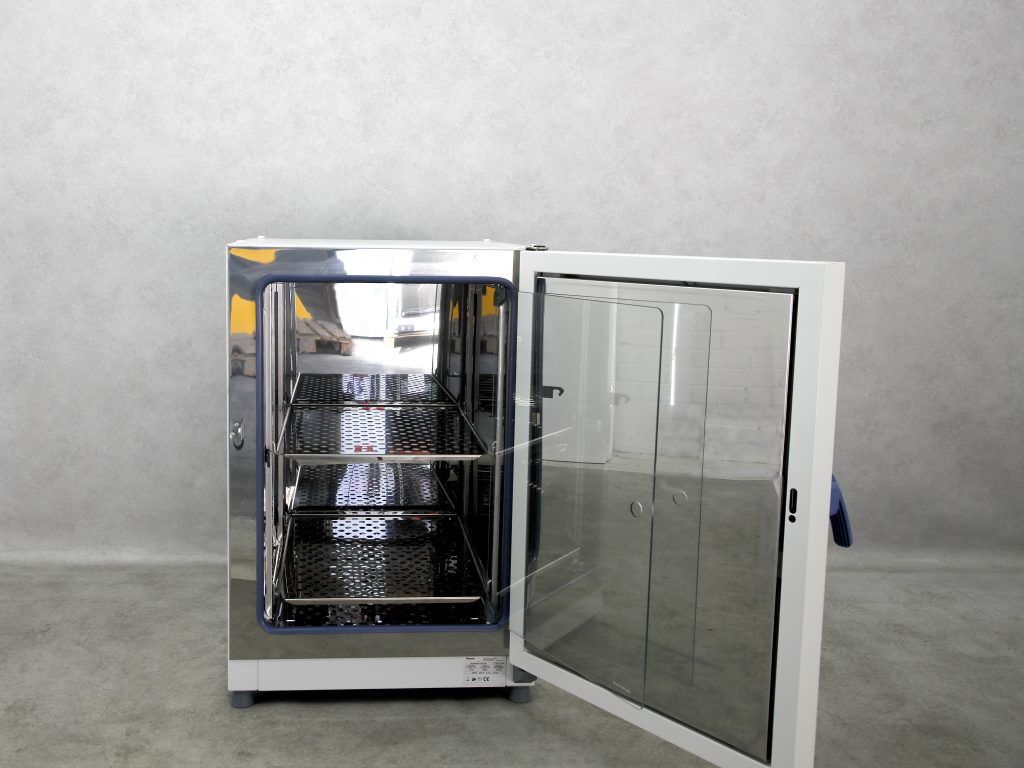 Thermo Heratherm IGS180 Incubator - Gemini BV