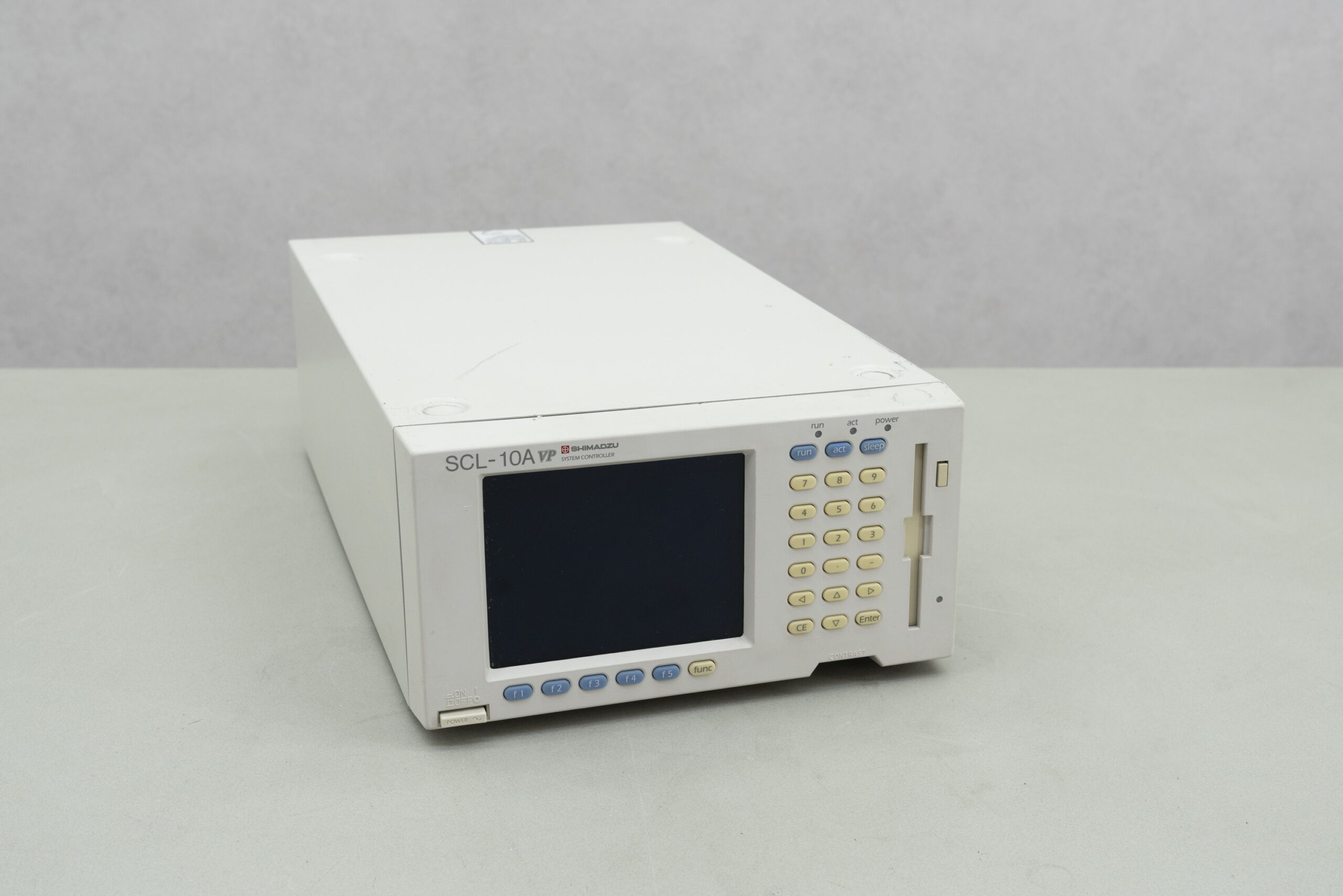 Shimadzu SCL-10Avp HPLC system controller - Gemini BV